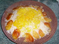 Za'faran Rice with potatoe taadig